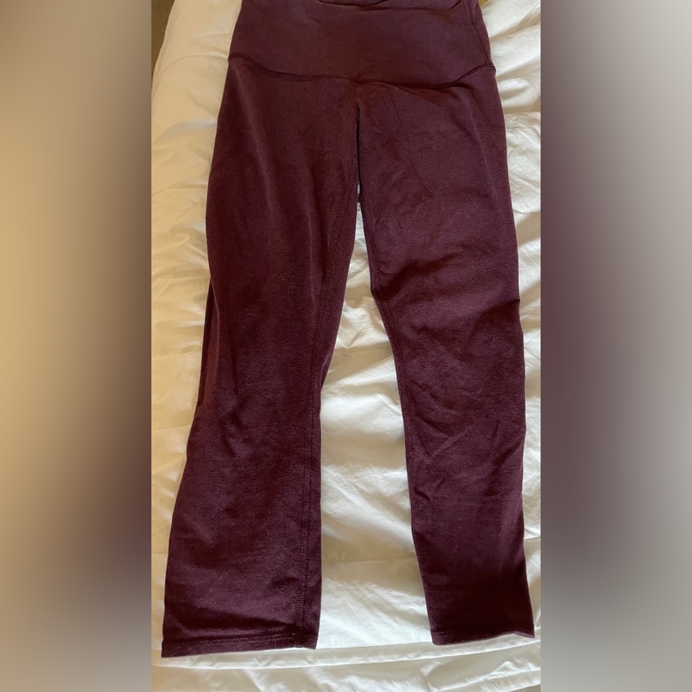 Used Lululemon crop leggings.  Lost the some of the stretch.